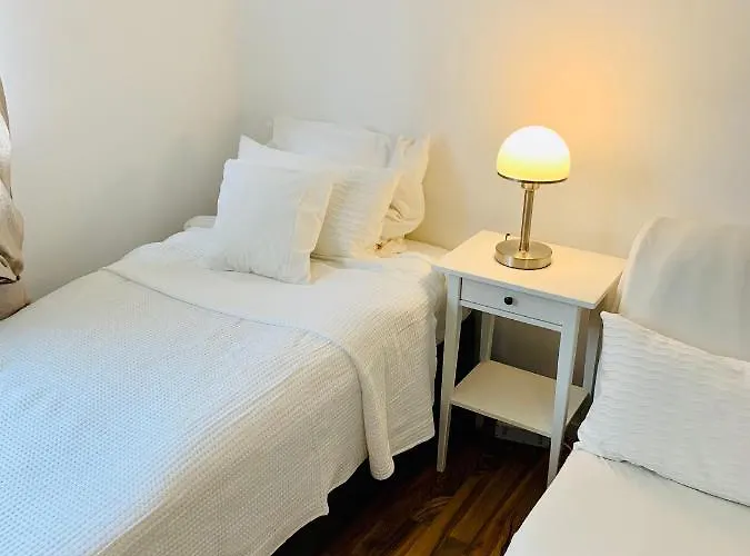 Top Renoviertes Apartement In Bester Lage Von Homburg- 5 Fussminuten Zur Uniklinik